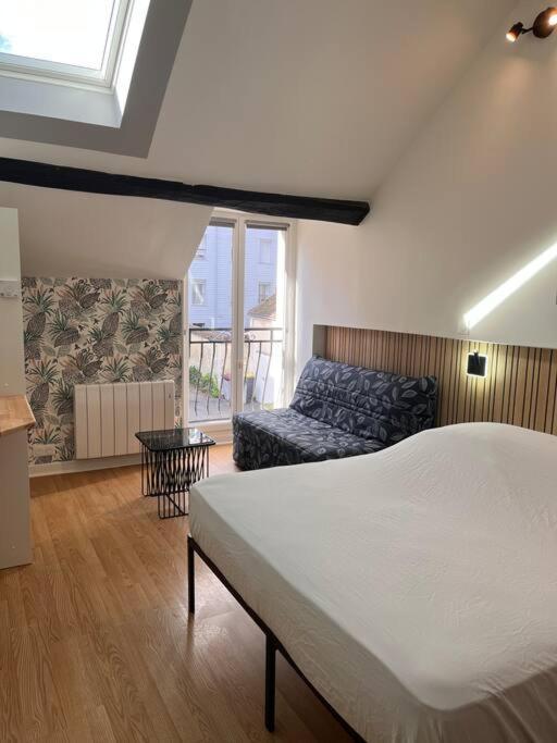 Duplex Hypercentre Au Calme Avec Parking *